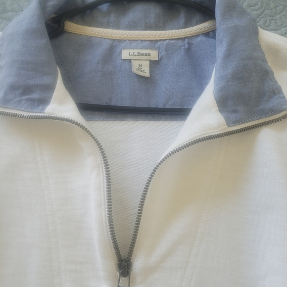 L.L. Bean Women's White and Blue Sweater - Picture 2 of 5